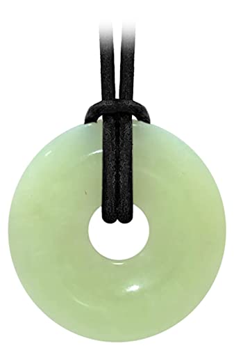 Kaltner Präsente Geschenkidee - Lederkette für Damen und Herren mit Donut Anhänger aus dem Edelstein Jade Grün (Ø 40 mm)